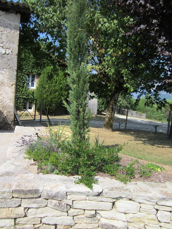 Gite De Fontepaisse Saint-Jean-en-Royans Exterior photo